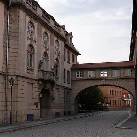 Maximi By Rosini - Gegenueber Dom & Nahe Schloss Merseburg, Ideal Fuer Geschaeftsreisende, Familien & Longstay Appartement Merseburg