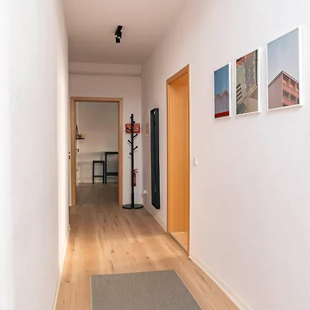 Appartement Maximi By Rosini - Gegenueber Dom & Nahe Schloss Merseburg, Ideal Fuer Geschaeftsreisende, Familien & Longstay