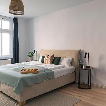 Appartement Maximi By Rosini - Gegenueber Dom & Nahe Schloss Merseburg, Ideal Fuer Geschaeftsreisende, Familien & Longstay Merseburg