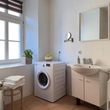 Maximi By Rosini - Gegenueber Dom & Nahe Schloss Merseburg, Ideal Fuer Geschaeftsreisende, Familien & Longstay *