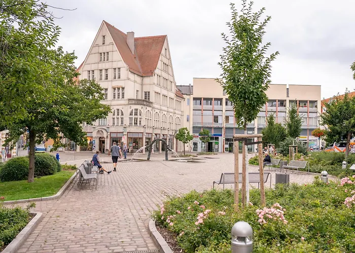 Maximi By Rosini - Gegenueber Dom & Nahe Schloss Merseburg, Ideal Fuer Geschaeftsreisende, Familien & Longstay Lejlighed