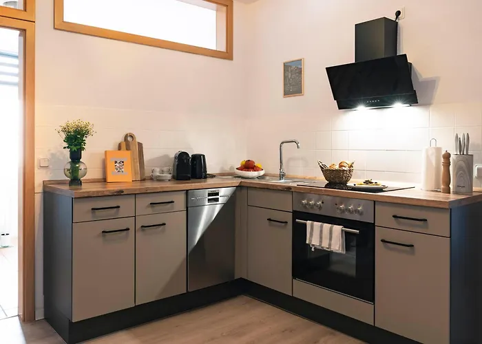 Maximi By Rosini - Gegenueber Dom & Nahe Schloss Merseburg, Ideal Fuer Geschaeftsreisende, Familien & Longstay Lejlighed *