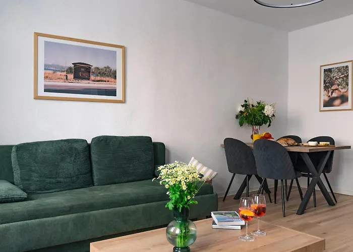 Maximi By Rosini - Gegenueber Dom & Nahe Schloss Merseburg, Ideal Fuer Geschaeftsreisende, Familien & Longstay * Merseburg