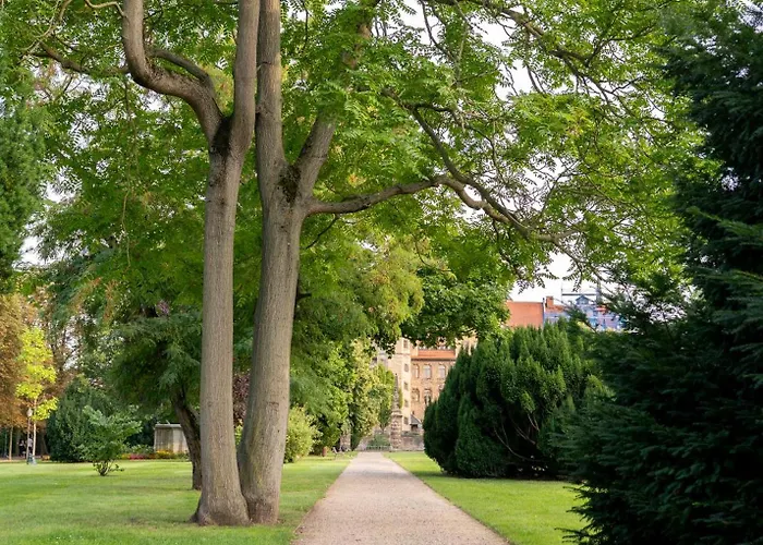 Maximi By Rosini - Gegenueber Dom & Nahe Schloss Merseburg, Ideal Fuer Geschaeftsreisende, Familien & Longstay *